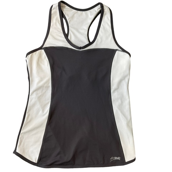 SOFIBELLA Gray & White Athletic Tank Top  size XS Built in Shelf bra - Picture 4 of 7